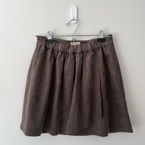 Aritzia Wilfred Free Mini Skirt, Size: Medium, Colour: Brown
